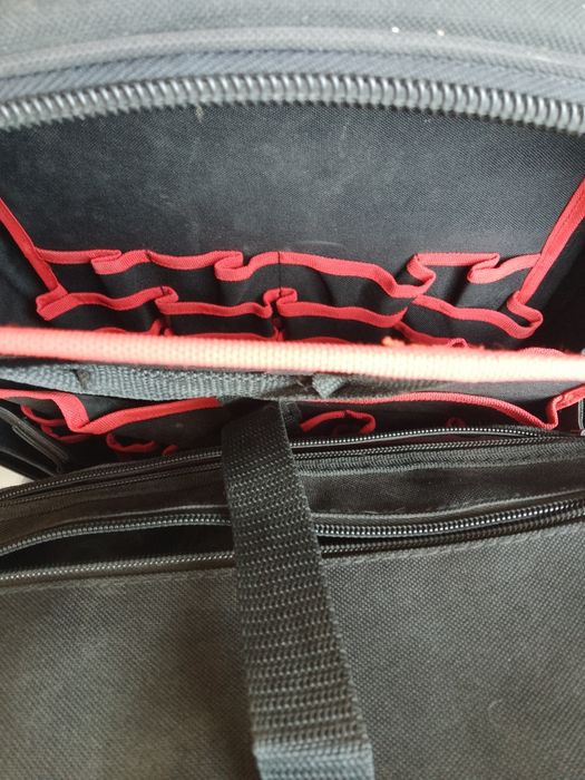 BizLine -раница и инструменти