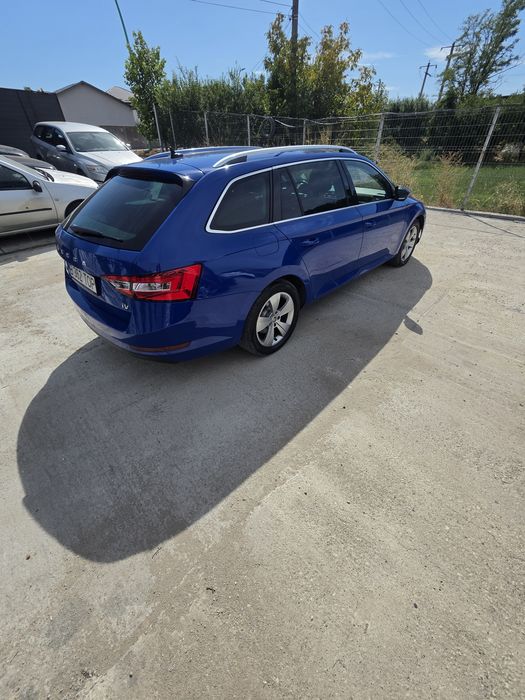 Skoda Superb 2022 1.4 Hibrid PLUG-IN
