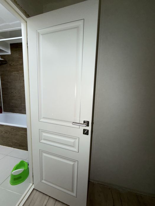 Двери продается белый цвет