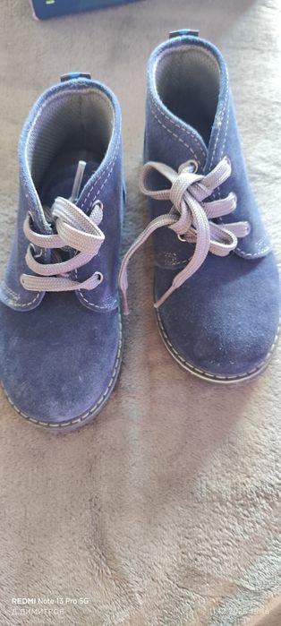 Обувки за момче чисто нови!!!