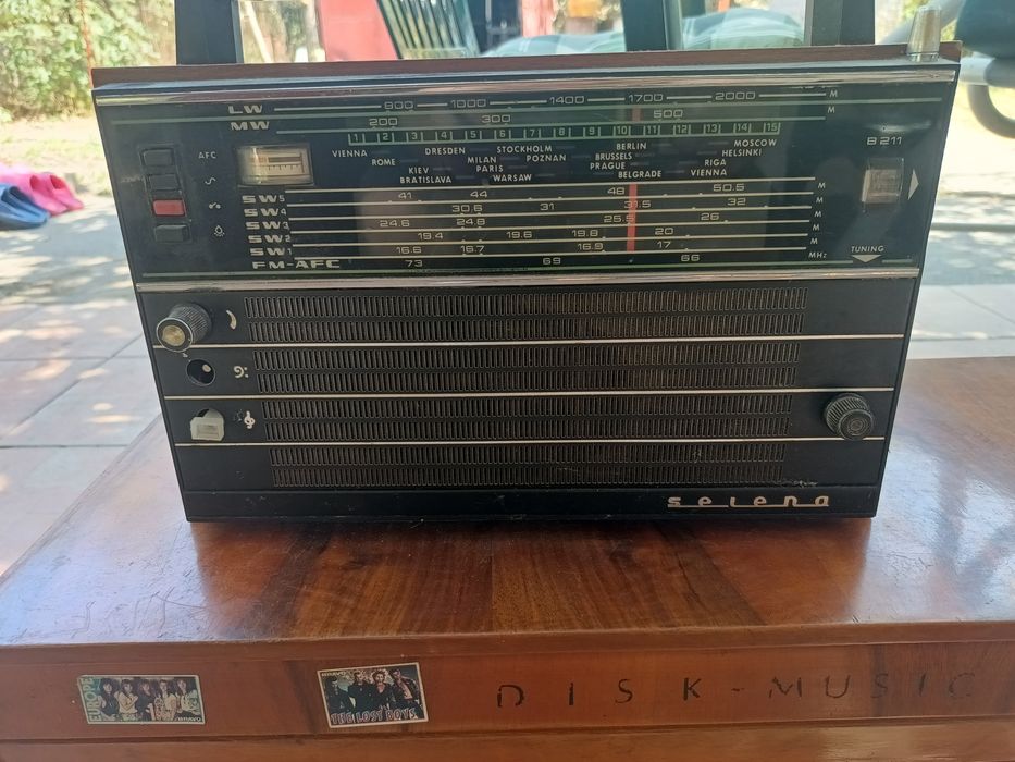 Radio selena și pickup