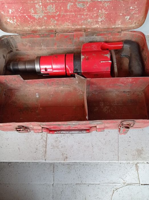 Пистолет  монтажный..