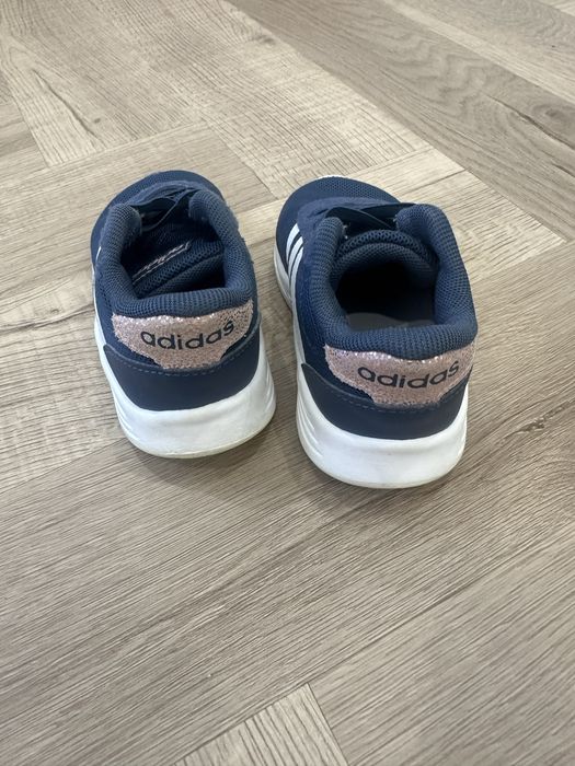 Кроссовки adidas 21 размер