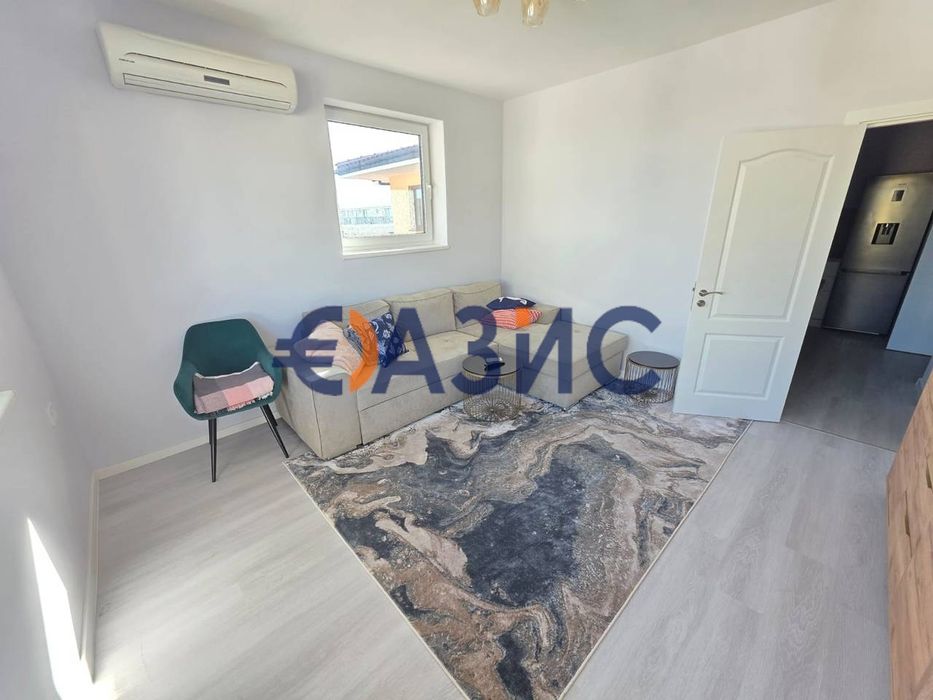 Продава се Тристаен апартамент в Свети Влас - 78 кв.м за 1475 €/кв.м - Снимка #4