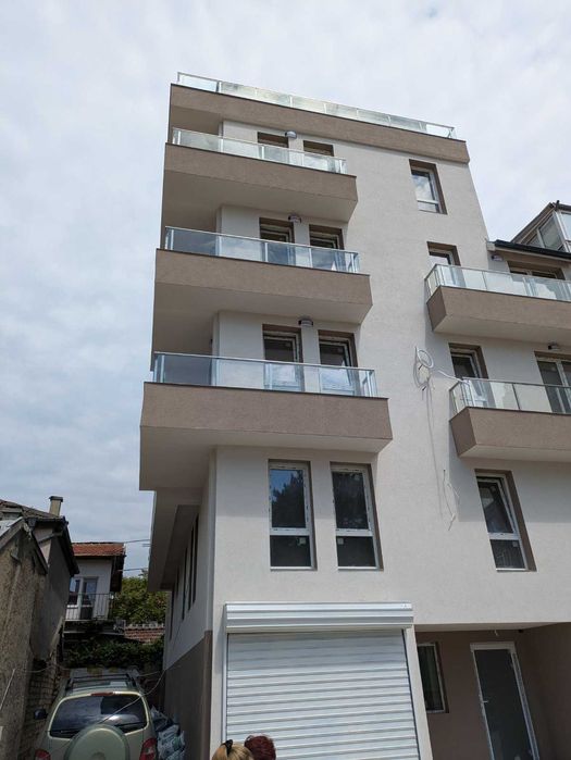 Продава - Тристен апартамент