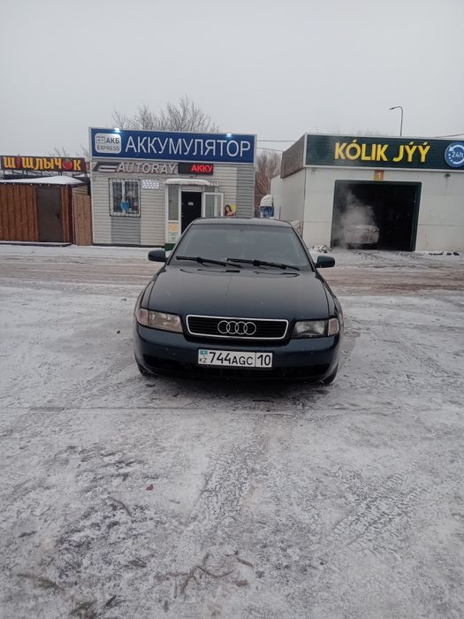 Продам срочно  машину