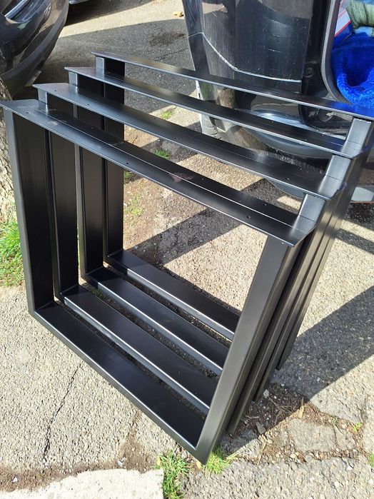 Picioare de masa si alte confecții metalice