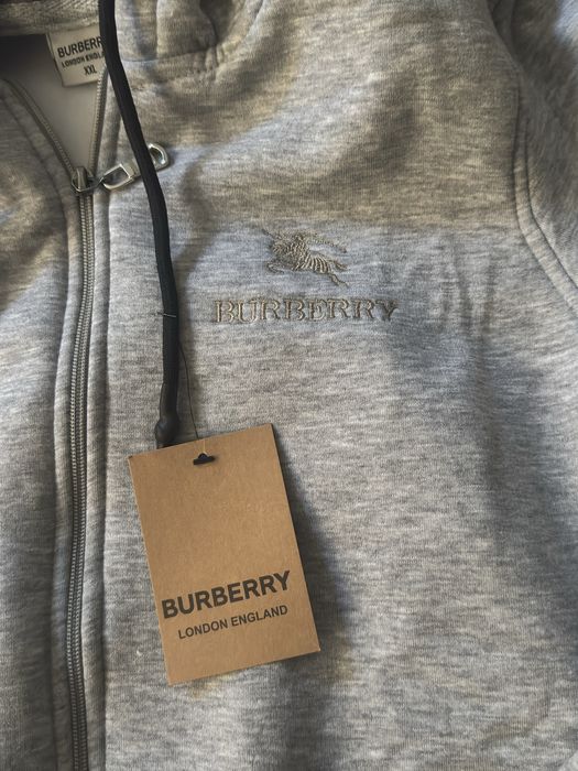 Hanorac burberry gri
