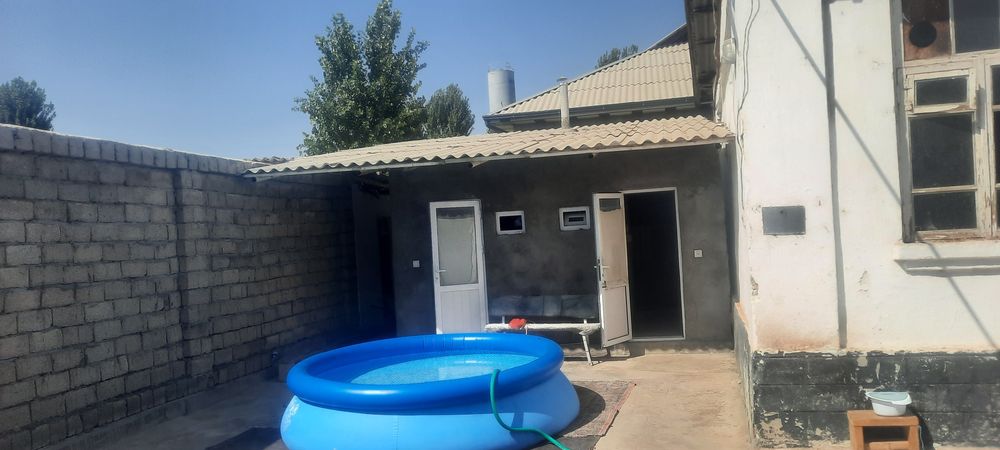 Toshkent viloyati Oqqo‘rg‘on tumani Eltamg‘ald Mamunt da uy sotiladi