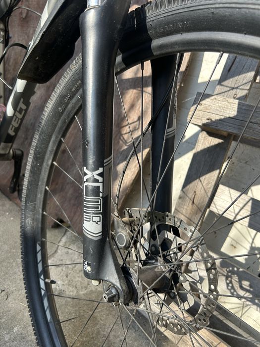 Bicicleta Felt Nine 60 grey