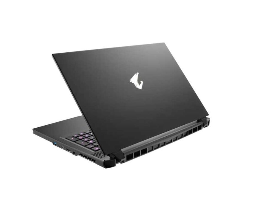 Laptop Gaming AORUS RTX 3070 32GB RAM 17.3" 300Hz i7
