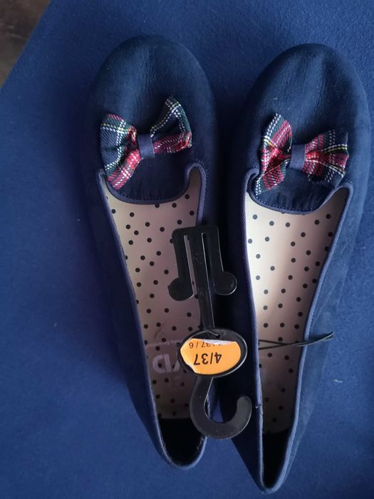 Дамски обувки нови