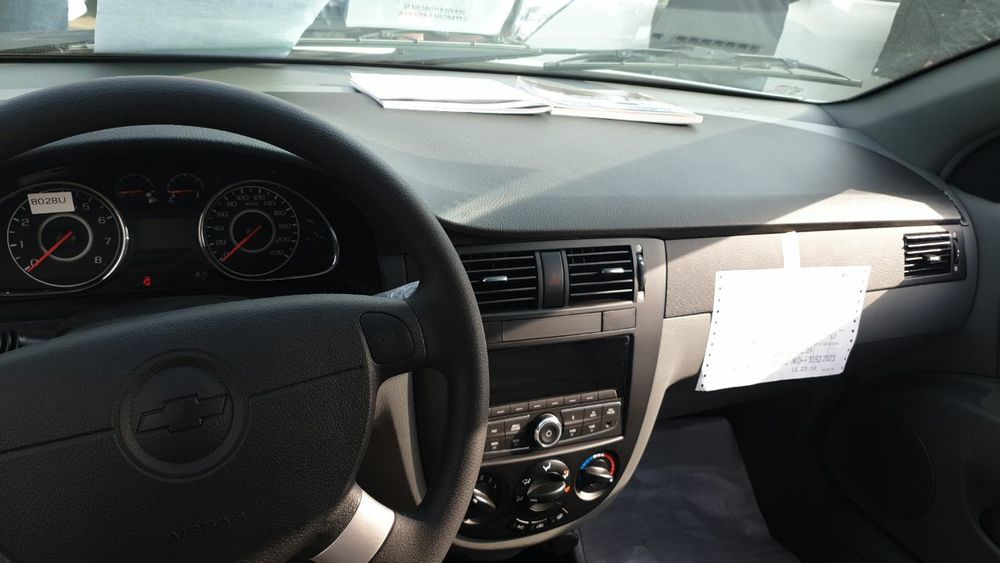 Ласетти жентра ноябр ойида  автосалондан чиккан 4янги юмшок балон