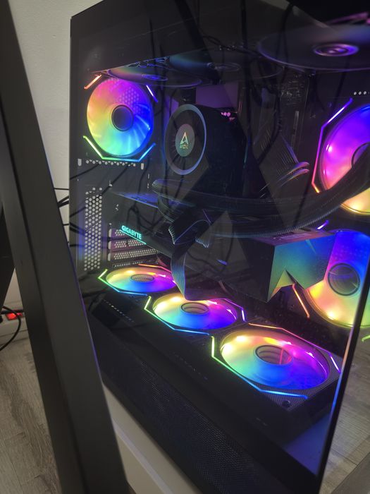 Pc gaming , i5 14600k , rtx 3070 ti , ram viper venom ddr5 32gb 6000mh