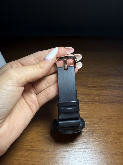 Часовник Casio G-Shok GA-810B-1A4ER