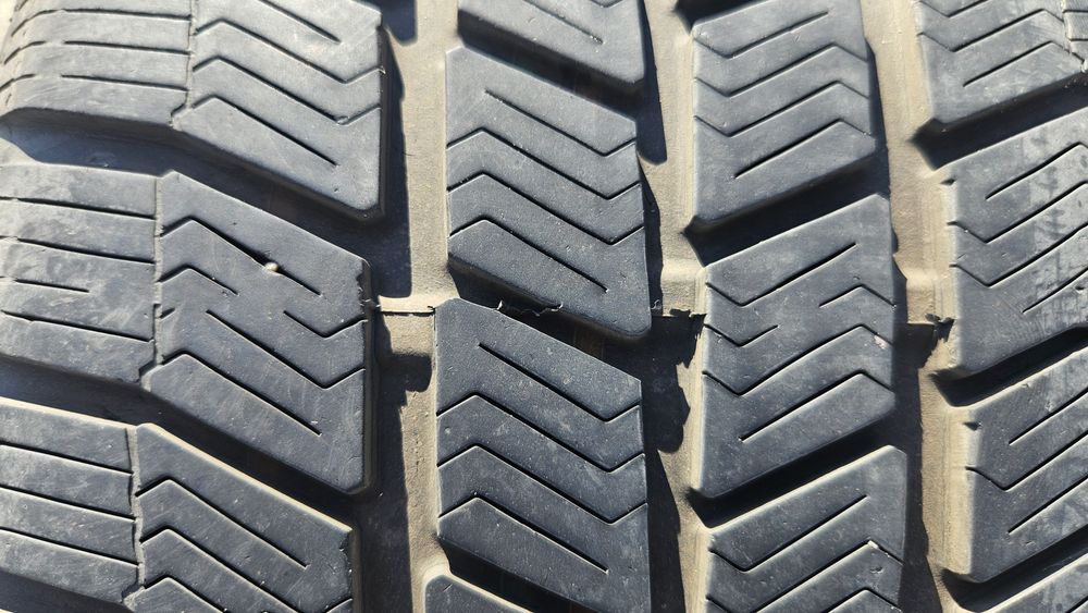 Anvelopa de iarna Barum Polaris 3 225 55 r17