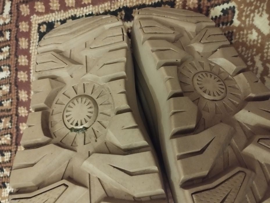 Обувь женская угги