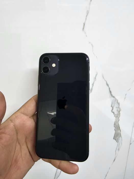Продам Айфон 11. 128гб