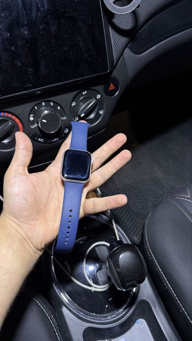 apple watch gen 2 se 44mm