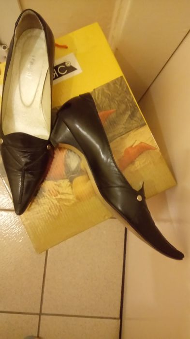 Официални обувки естествена кожа 38 номер