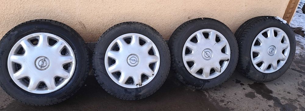 Anvelope iarna 185/65R15