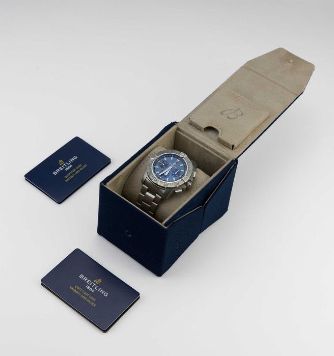 Breitling Super Avenger B01 Chronograph 46mm Titanium EB0148101C1E1