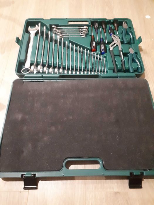 Продам набор инструментов