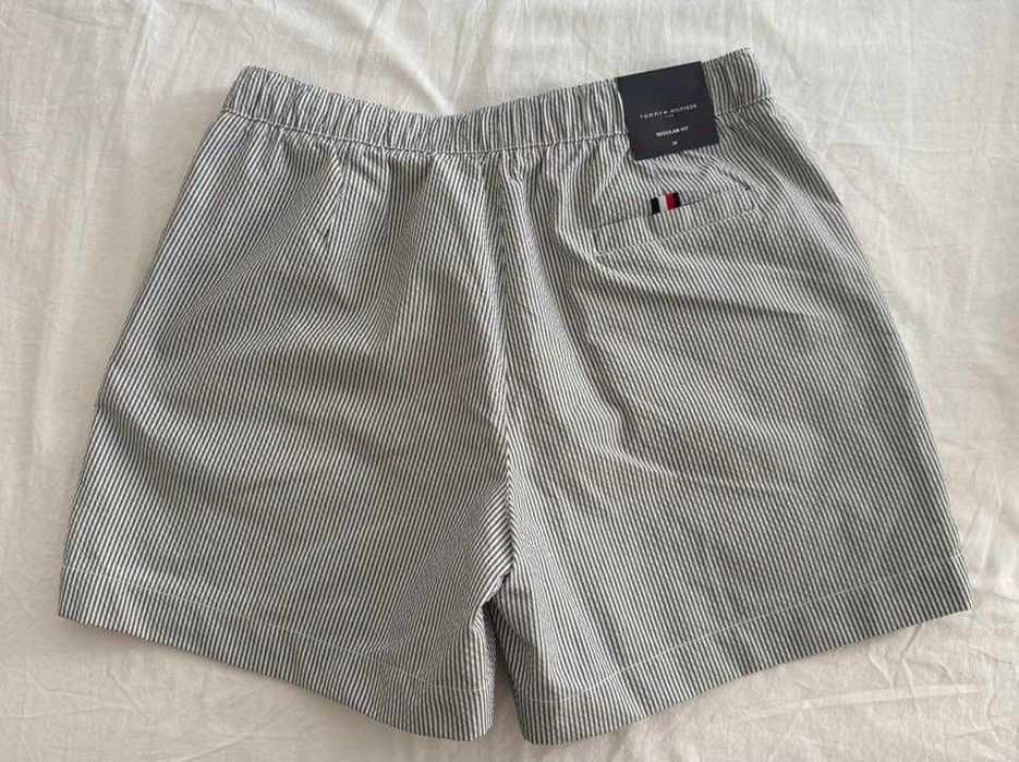 Нов Tommy Hilfiger мъжки бански, размер М