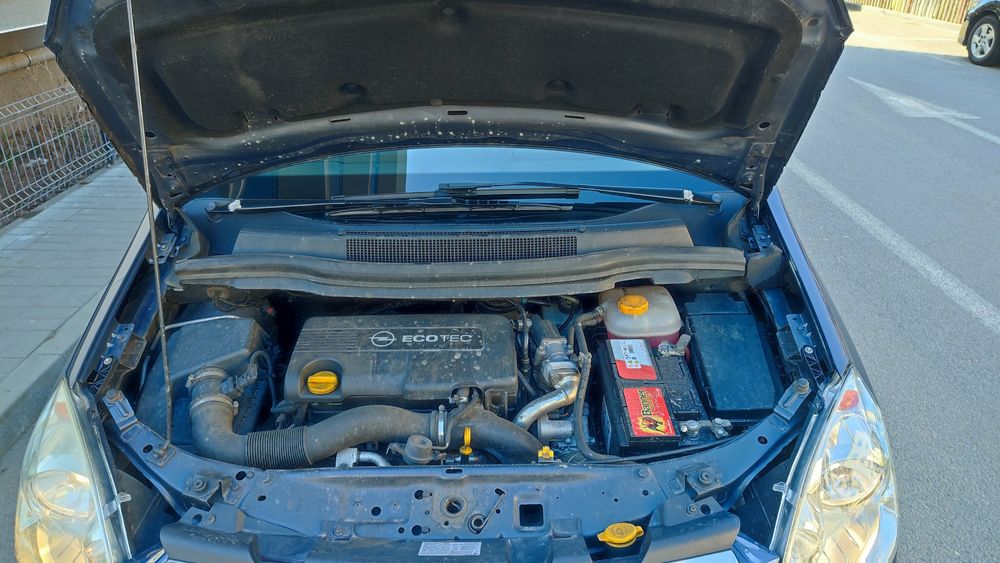 Vând Opel Zafira 2011 Înmat RO - Euro 5