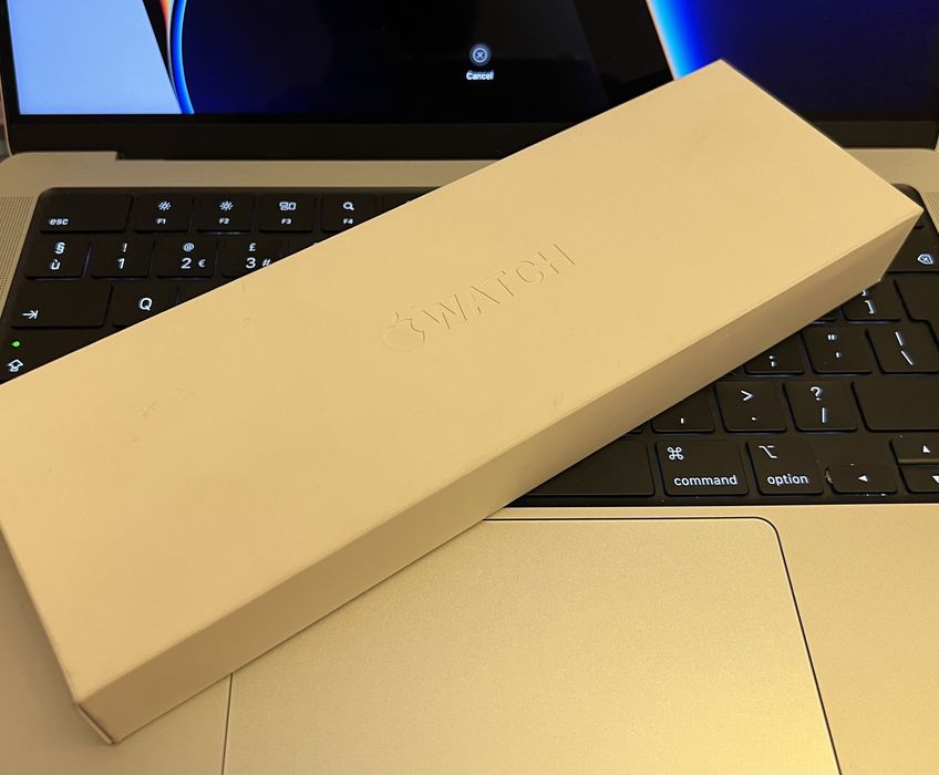 Apple Watch 10 46mm 5G Cell LTE Nou SIGILAT ! Silver Blue Cloud Alb