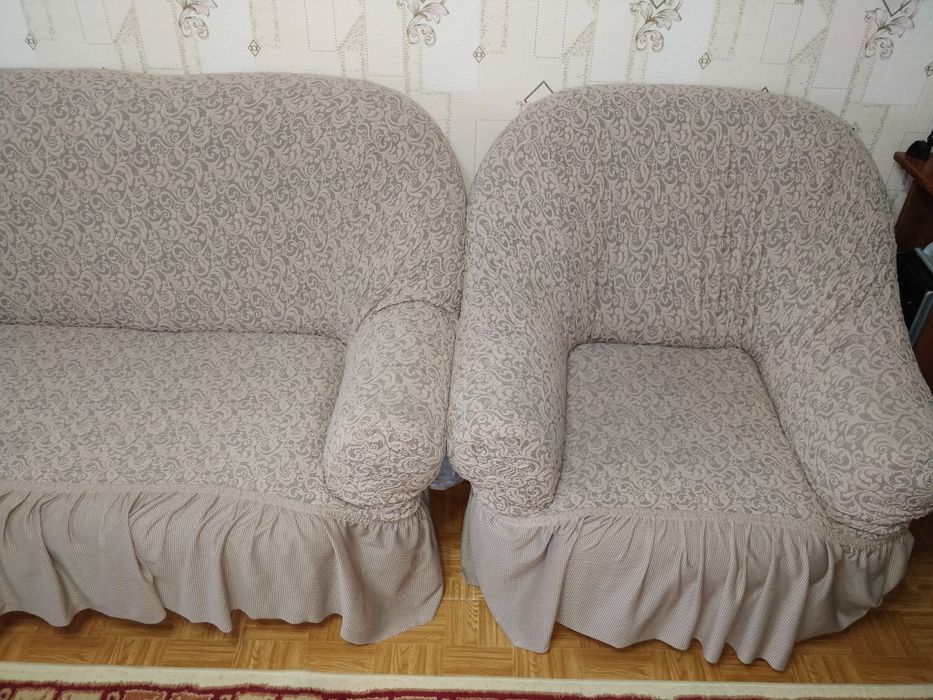 Продам диван угловой