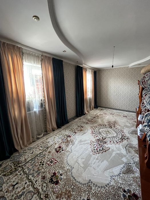 Продам шторы 2 штуки