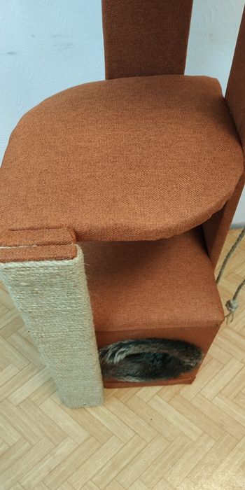 Нови 90см сглобени Котешки катерушки с къщичка – производител ОБЛЕН