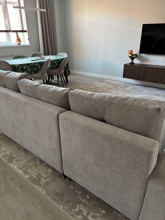 Диван с отоманкой