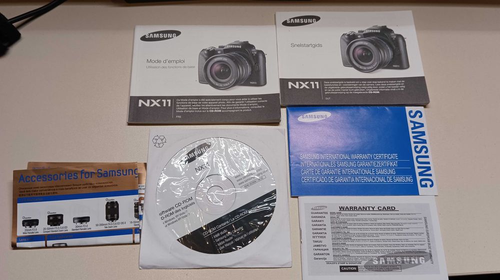 Samsung NX11 полный комплект