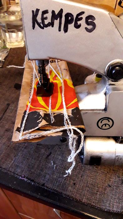 Mașini de cusut reparații mec.