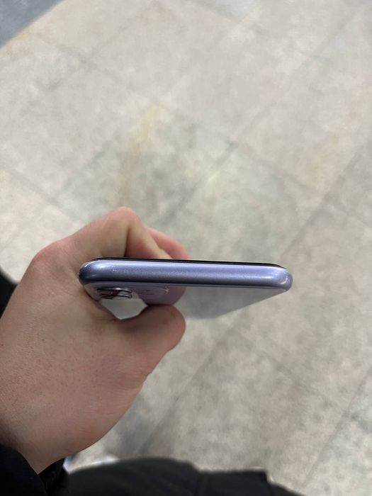Iphone 11 64 gb KHA