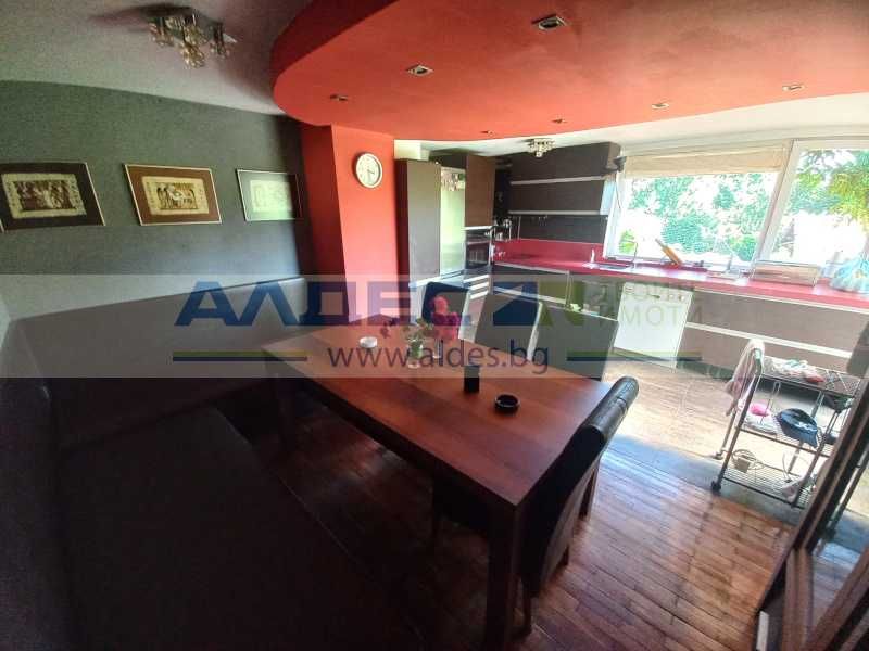 Еднофамилна къща в Банкя!