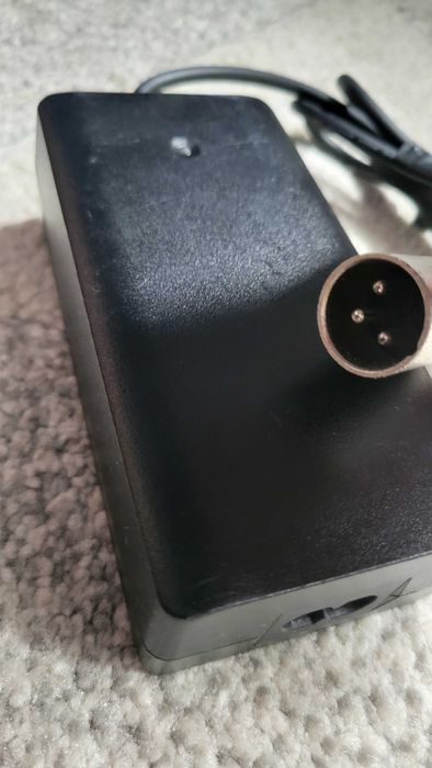 ST Incarcator Bicicleta 36V-2A cu 3 pini fuctional