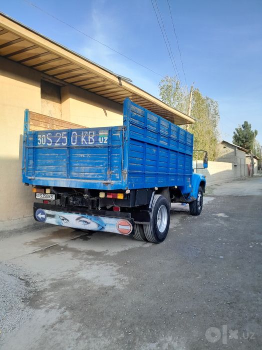 Zil sotiladi 1991yil mator ural radiatir ural 6-ta bolon yangi bez kam
