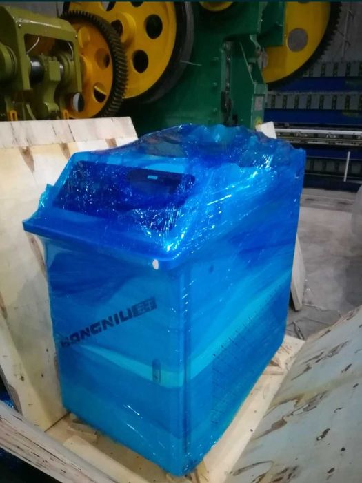 Комплекс лабораторный Полуавтоматическая лазерная
сварка DX-4