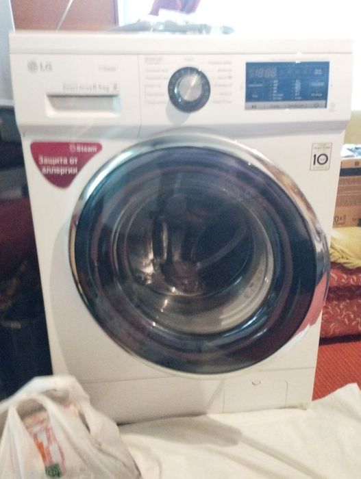 Продаётся стиральная машинка.