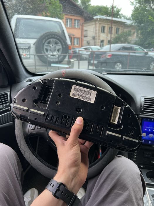 Щиток приборов Е39 дорест
