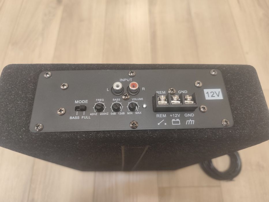 Активен субуфер за автомобил