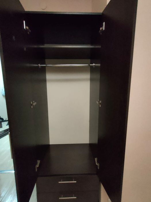 Продам спальну мебель всю