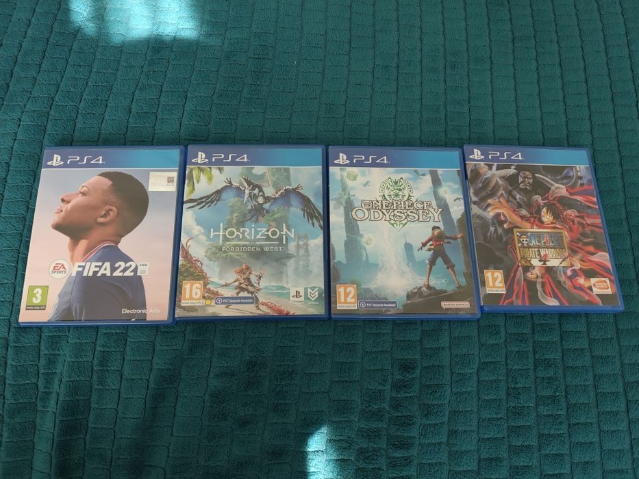 Lot 4 jocuri ps4 150 lei sau 50 lei buc