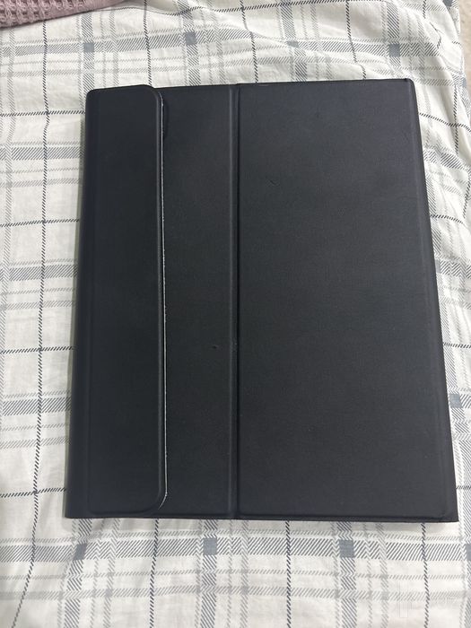 Чехол для Ipad Air 4th generation с Клавиатурой