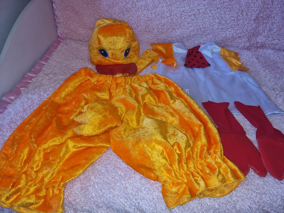 Карнавальный новогодний плюшевый костюм Утёнок и нарядная юбка