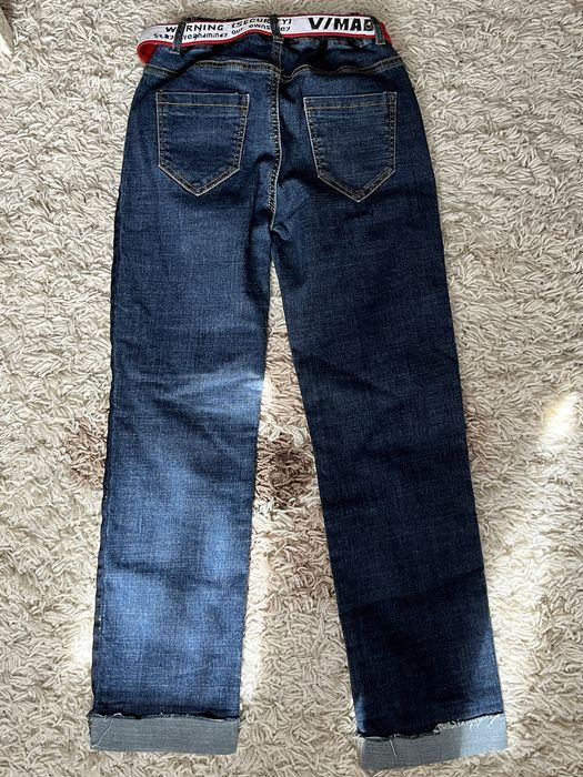 Продам детские джинсы Б/У