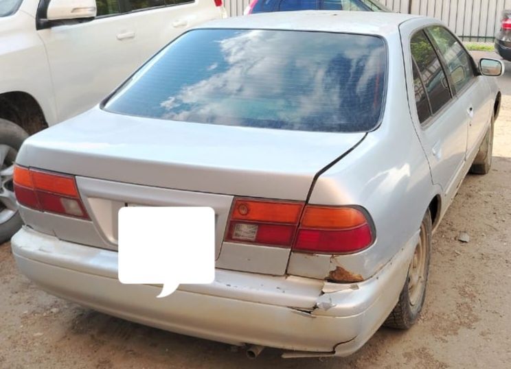 Продается  машина ниссан